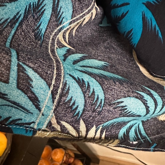 Men’s Palm Tree Hawaiian Short Sleeve Black Blue Shirt  Design By Italy Size XL - Picture 5 of 7